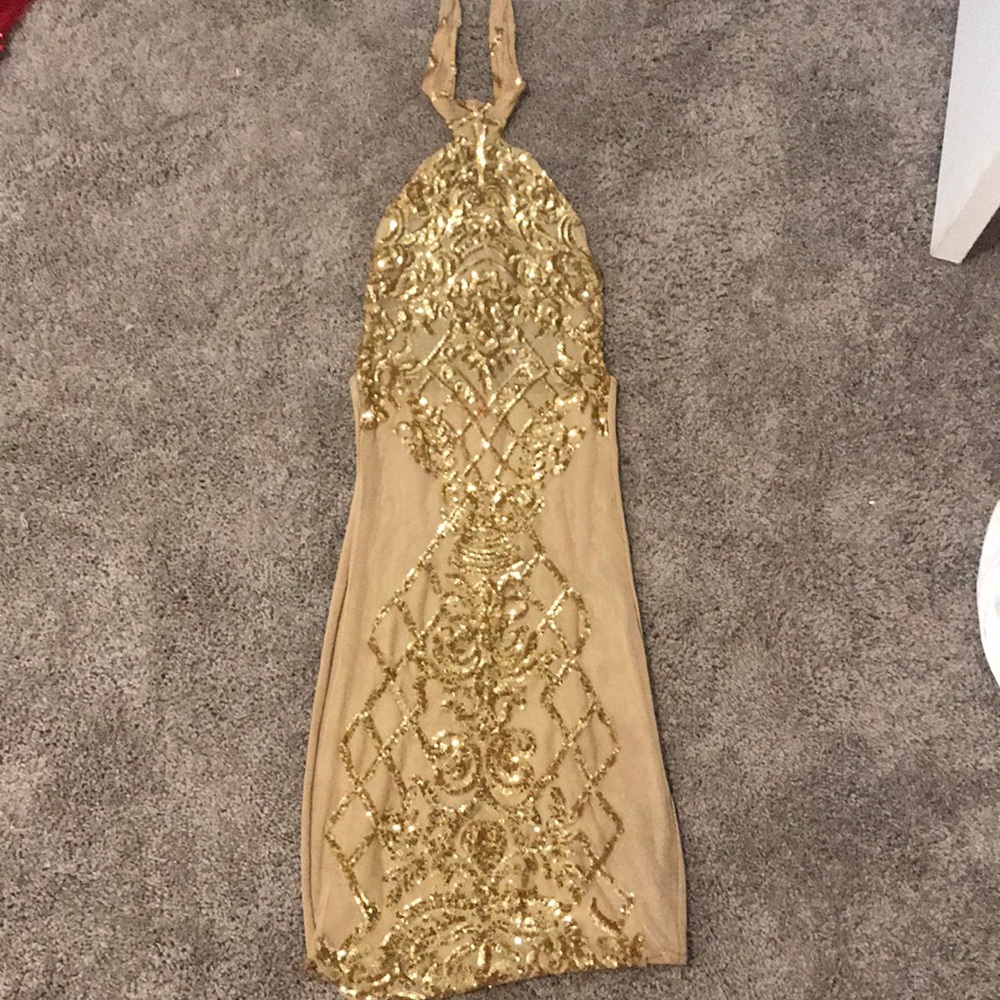 Mesh and Sequence backless dress